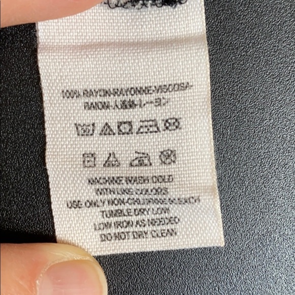 Free People Black and White Floral Shorts Size 4 - Picture 6 of 6